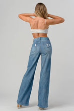 Load image into Gallery viewer, Willow Wide Leg Jeans
