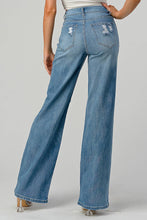 Load image into Gallery viewer, Willow Wide Leg Jeans
